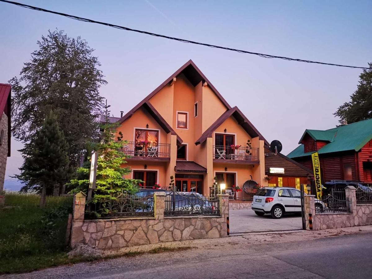 Gorska Vila Apartments Žabljak エクステリア 写真